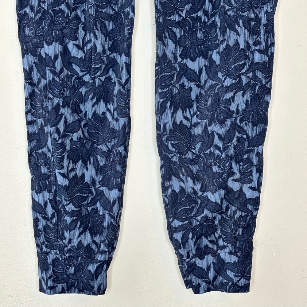 Athleta Trekkie North Printed Jogger Pants Navy Floral Print Size 8 - Picture 5 of 11
